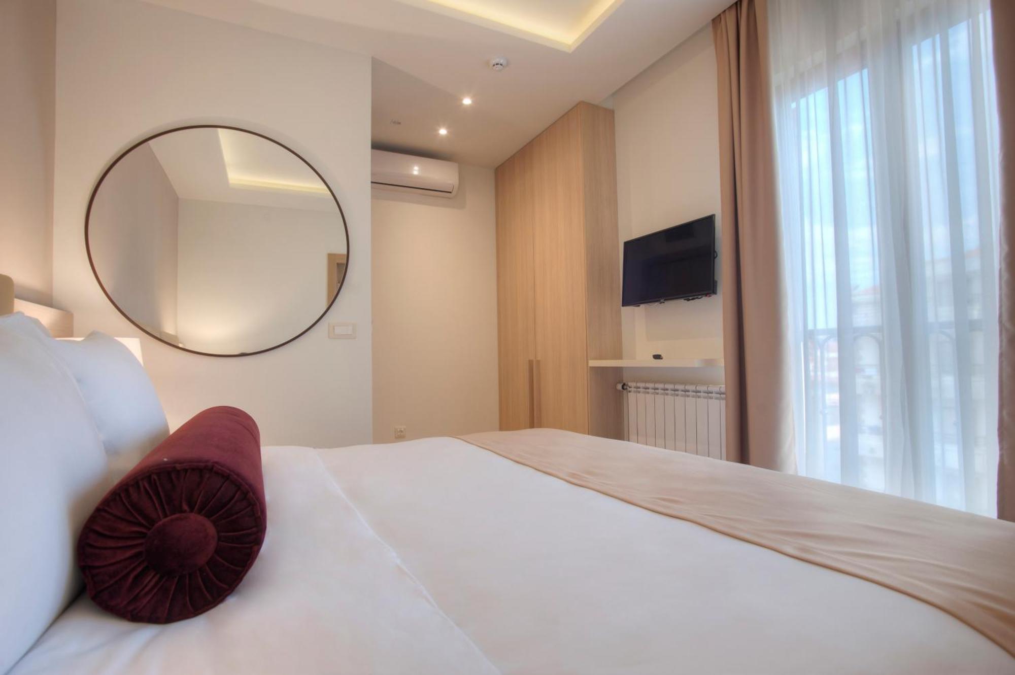 Hotel Villa Gracia บุดวา ภายนอก รูปภาพ