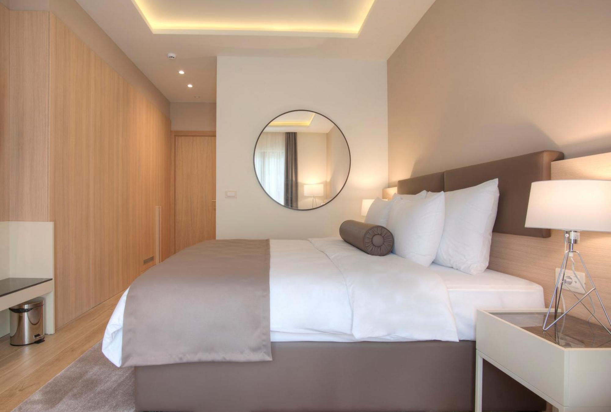 Hotel Villa Gracia บุดวา ภายนอก รูปภาพ