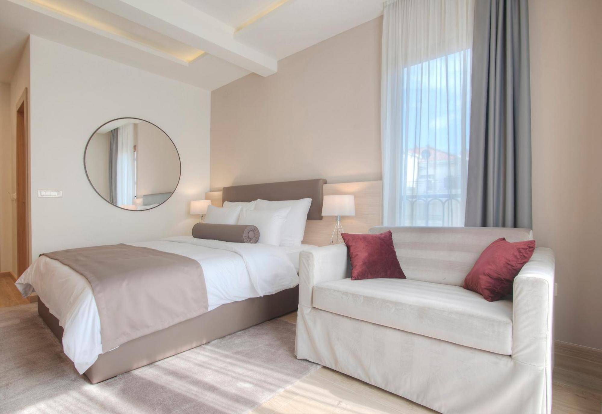 Hotel Villa Gracia บุดวา ภายนอก รูปภาพ