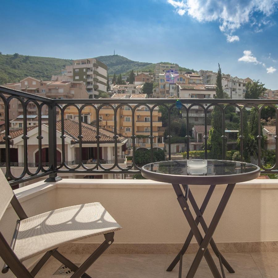 Hotel Villa Gracia บุดวา ภายนอก รูปภาพ
